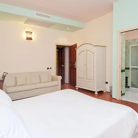 Guest house Sa Domu Cheta 2*